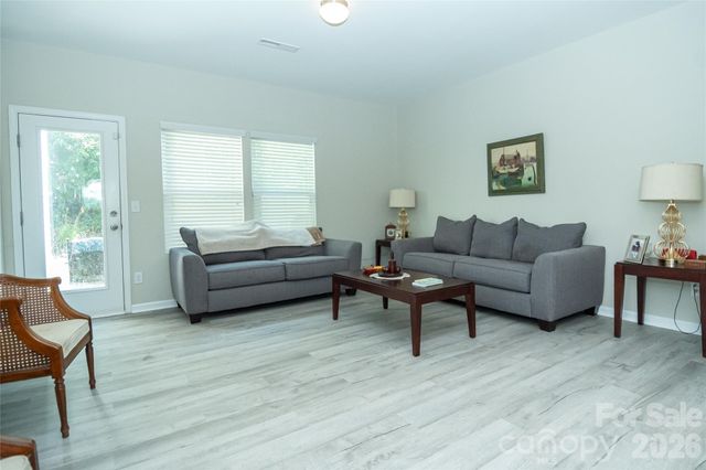 3908 Bighorn Way, Gastonia, NC 28056