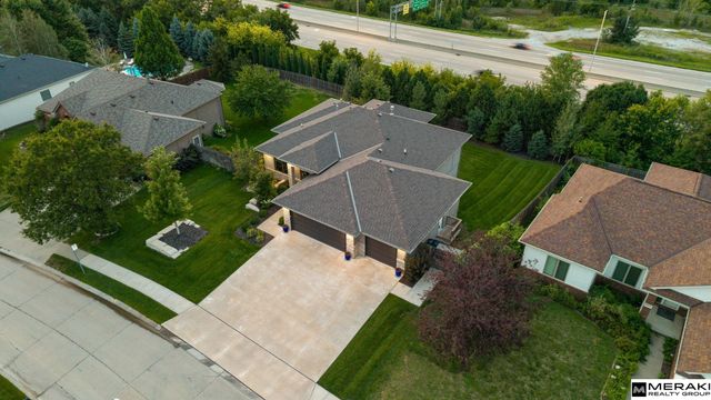 19826 Chicago Street, Omaha, NE 68022