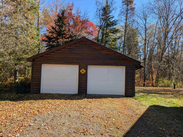7 Cedric Road, Pittsburg, NH 03592