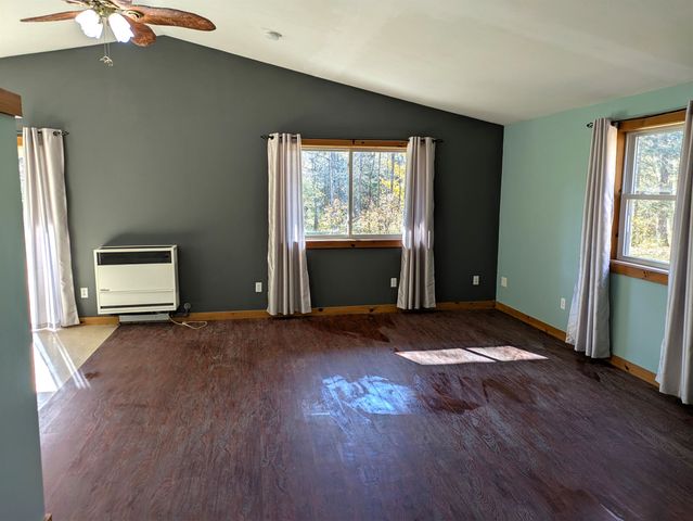 7 Cedric Road, Pittsburg, NH 03592