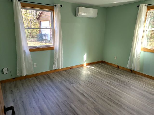 7 Cedric Road, Pittsburg, NH 03592