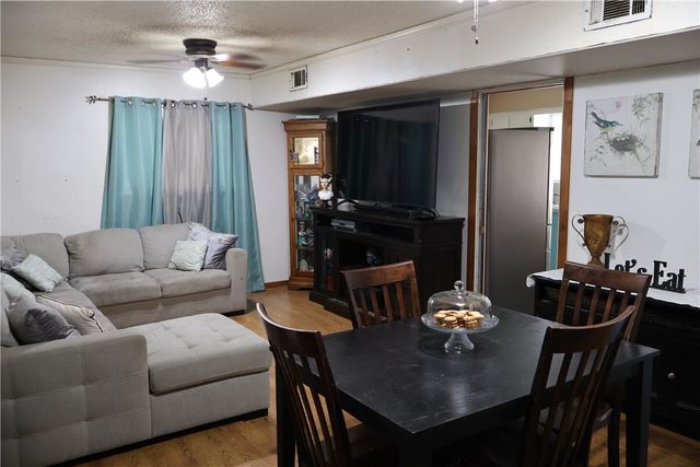 1810 Amazon Dr, Corpus Christi, TX 78412