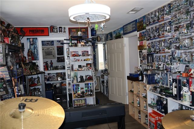 1810 Amazon Dr, Corpus Christi, TX 78412