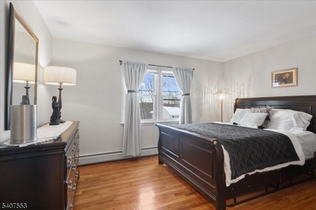 78 Red Twig Trl, Bloomingdale Boro, NJ 07403