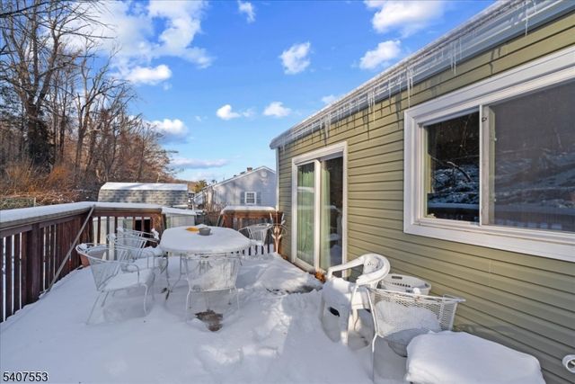 78 Red Twig Trl, Bloomingdale Boro, NJ 07403