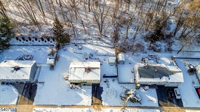 78 Red Twig Trl, Bloomingdale Boro, NJ 07403