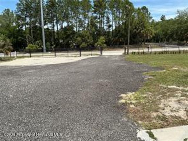13262 Crowell Road, Brooksville, FL 34613