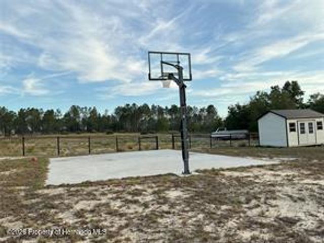 13262 Crowell Road, Brooksville, FL 34613