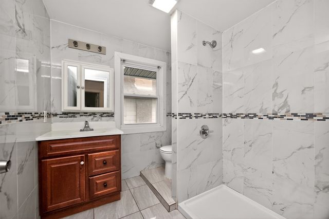 1127 23rd Street, Des Moines, IA 50311