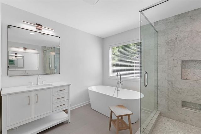 1933 Brantley Walk Lane NW, Atlanta, GA 30318