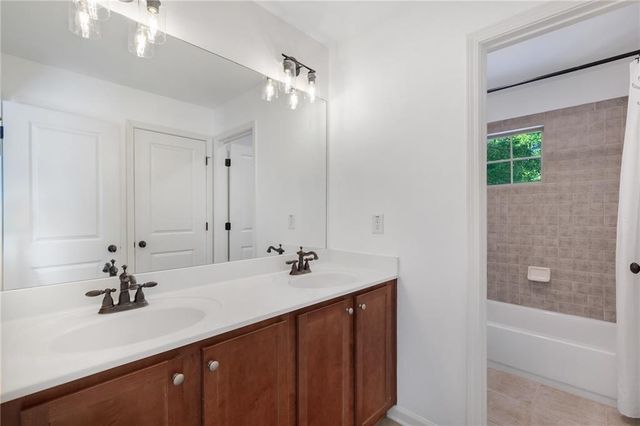 1933 Brantley Walk Lane NW, Atlanta, GA 30318