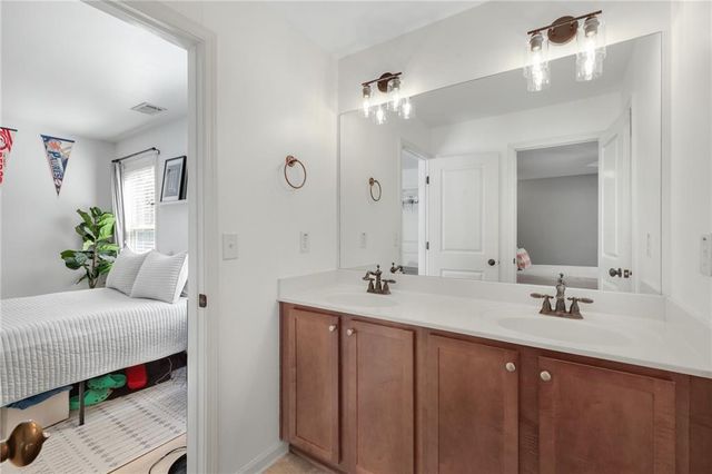 1933 Brantley Walk Lane NW, Atlanta, GA 30318