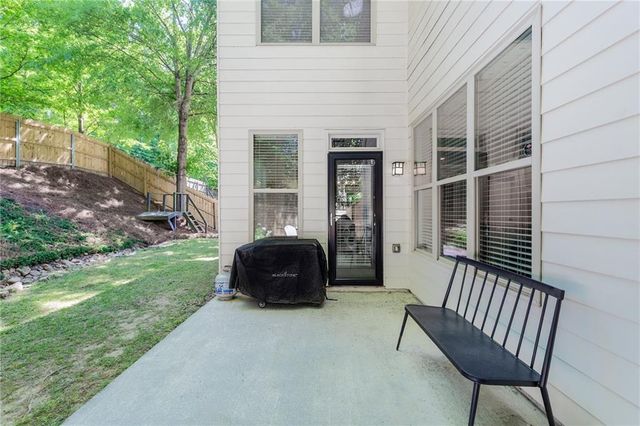 1933 Brantley Walk Lane NW, Atlanta, GA 30318