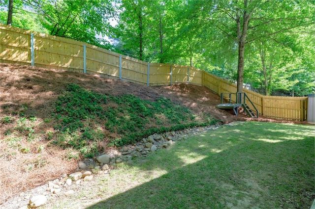 1933 Brantley Walk Lane NW, Atlanta, GA 30318
