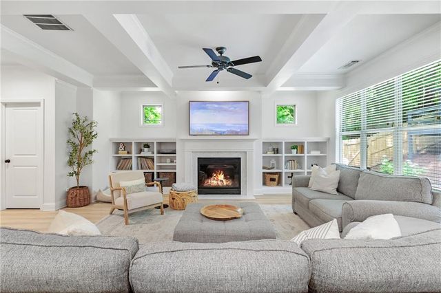 1933 Brantley Walk Lane NW, Atlanta, GA 30318