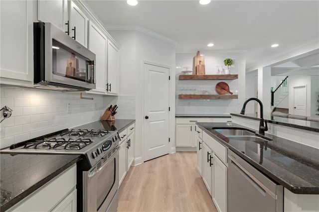 1933 Brantley Walk Lane NW, Atlanta, GA 30318
