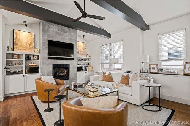 1407 S Saint Louis Avenue B, Tulsa, OK 74120