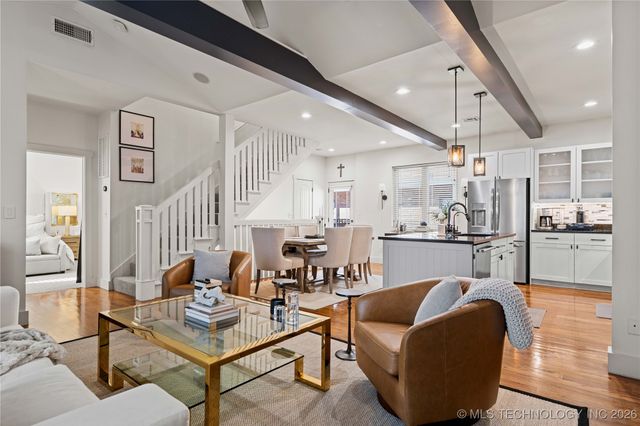 1407 S Saint Louis Avenue B, Tulsa, OK 74120