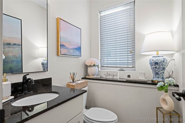 1407 S Saint Louis Avenue B, Tulsa, OK 74120