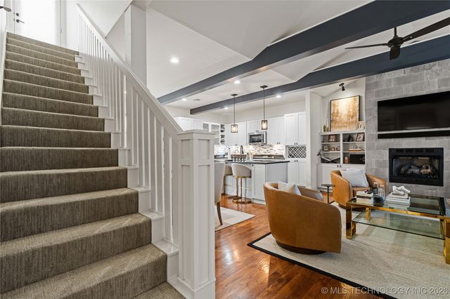 1407 S Saint Louis Avenue B, Tulsa, OK 74120