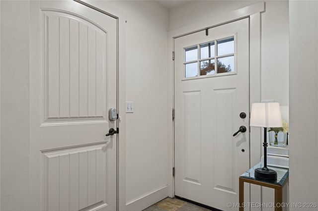 1407 S Saint Louis Avenue B, Tulsa, OK 74120