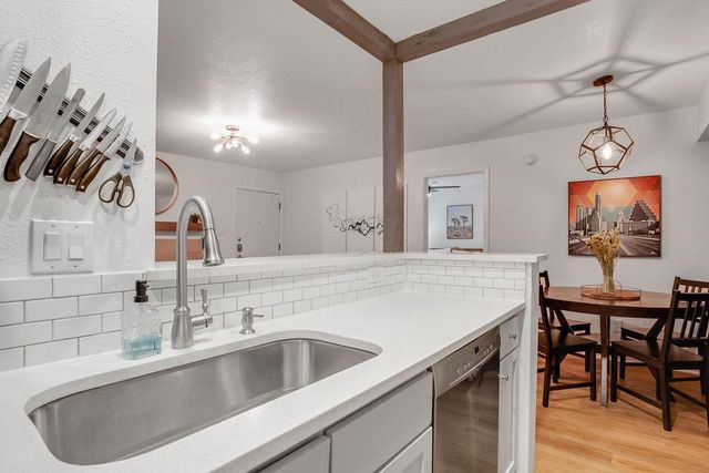 3204 Menchaca RD 103, Austin, TX 78704