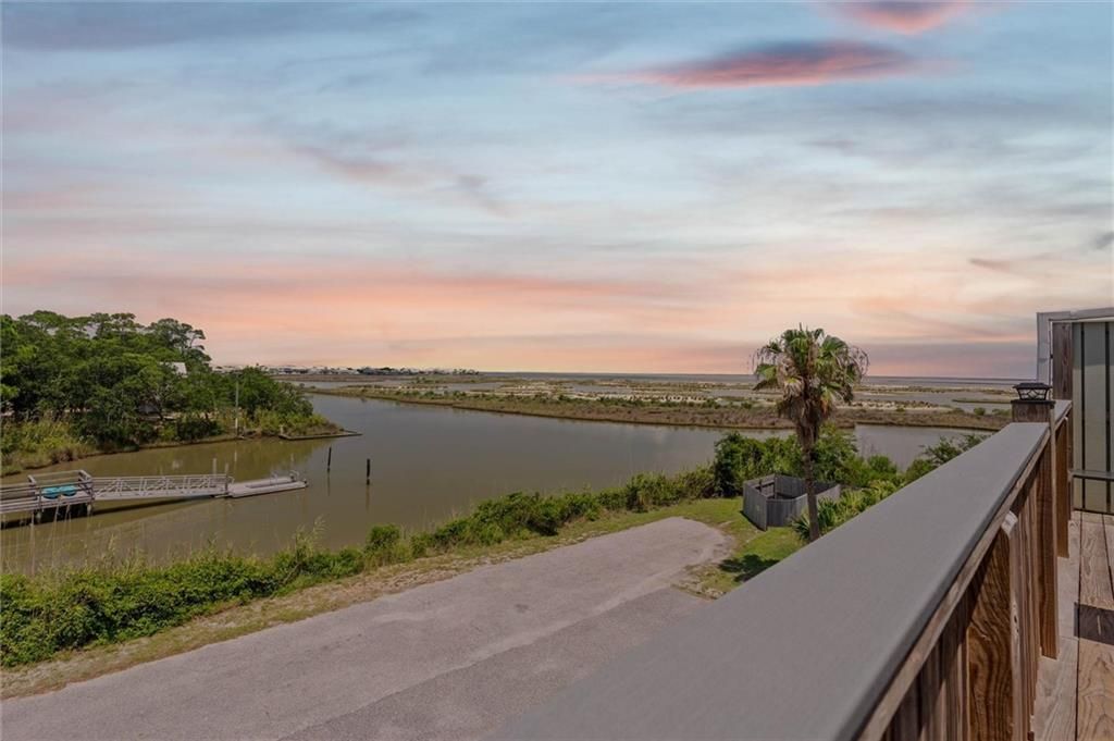1514 Cadillac Avenue 2B, Dauphin Island, AL 36528 — photo 4