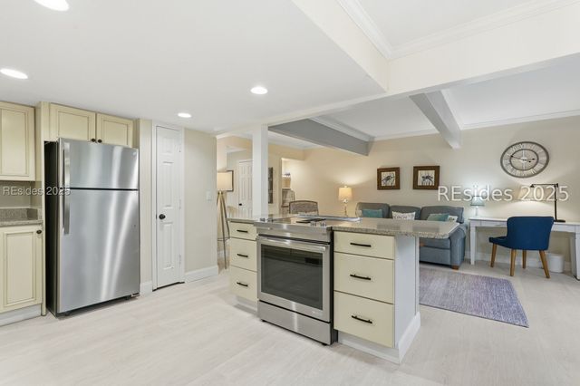 125 Shipyard Dr Apt 188, Hilton Head Island, SC 29928