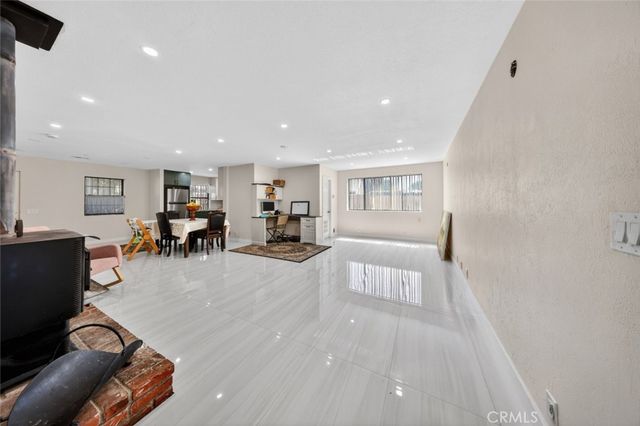 7 Cuddy Canyon Road, Lebec, CA 93243