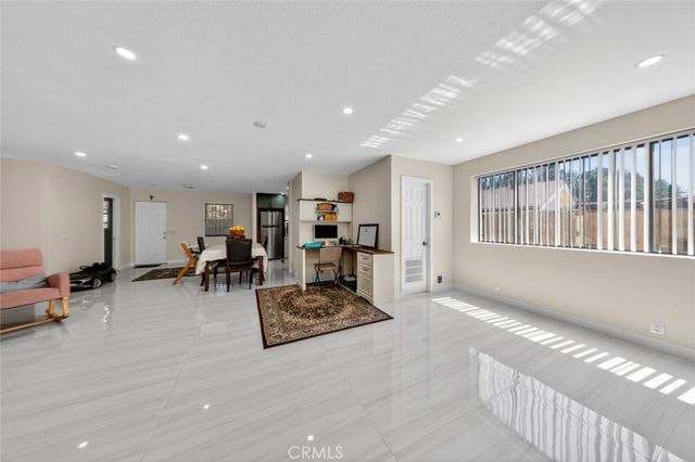 7 Cuddy Canyon Road, Lebec, CA 93243
