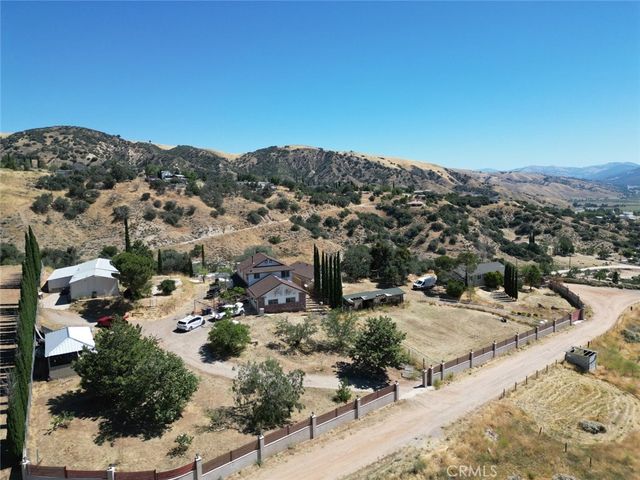 7 Cuddy Canyon Road, Lebec, CA 93243