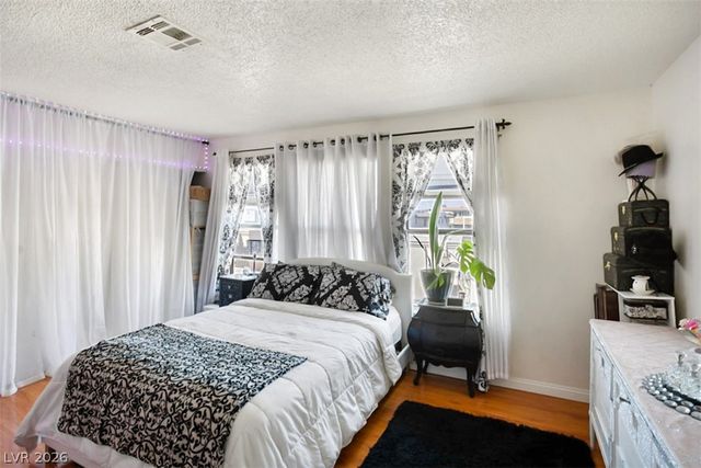 2080 Karen Avenue 94, Las Vegas, NV 89169