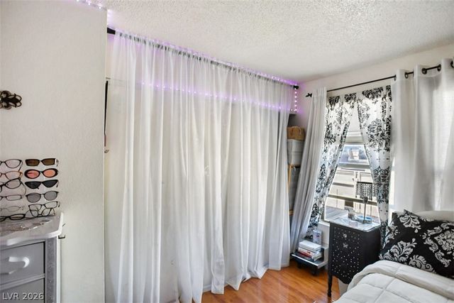 2080 Karen Avenue 94, Las Vegas, NV 89169