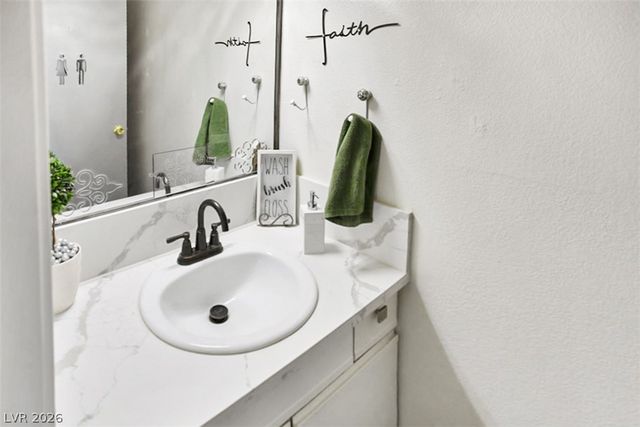 2080 Karen Avenue 94, Las Vegas, NV 89169