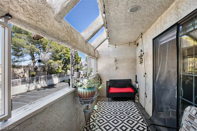 2080 Karen Avenue 94, Las Vegas, NV 89169