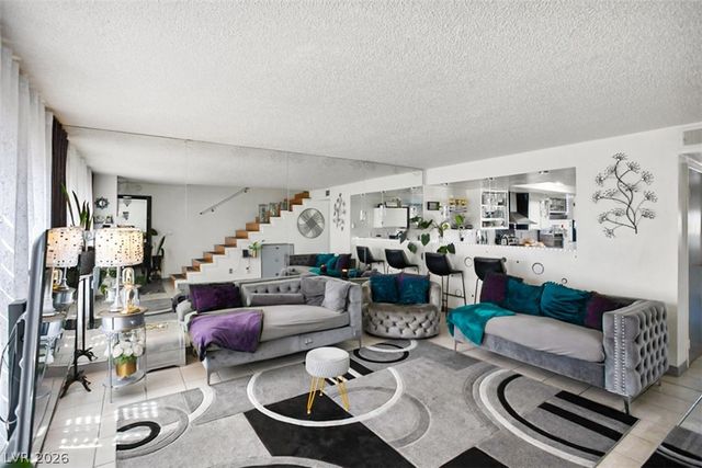 2080 Karen Avenue 94, Las Vegas, NV 89169