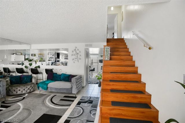 2080 Karen Avenue 94, Las Vegas, NV 89169