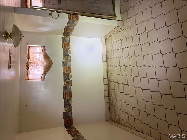 12974 Partridge Run Drive, Florissant, MO 63033
