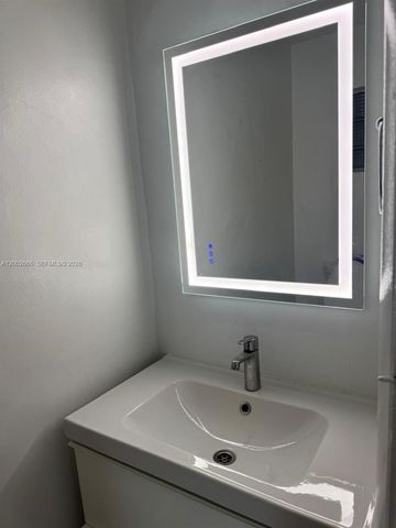 1373 W 69th St 0, Hialeah, FL 33014