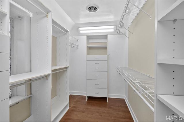 22 Country Club Place, Belleville, IL 62223