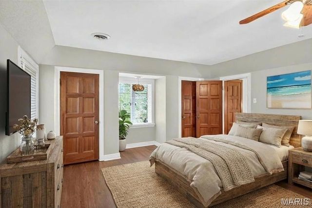 22 Country Club Place, Belleville, IL 62223