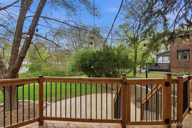 22 Country Club Place, Belleville, IL 62223