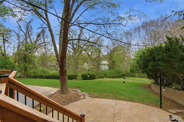 22 Country Club Place, Belleville, IL 62223