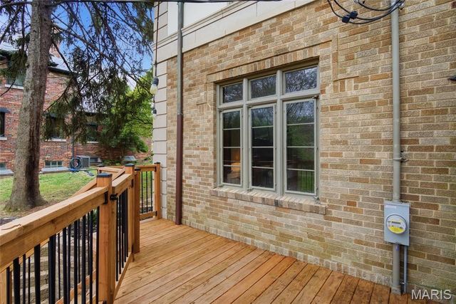 22 Country Club Place, Belleville, IL 62223