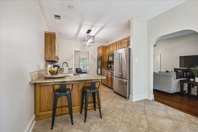 643 WOOD VALLEY DR, Collierville, TN 38017