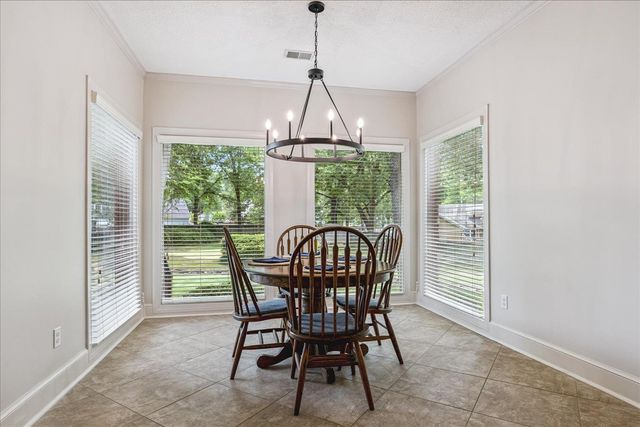 643 WOOD VALLEY DR, Collierville, TN 38017
