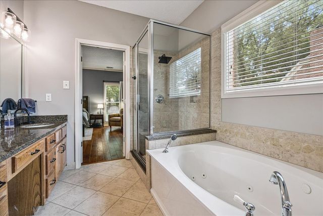 643 WOOD VALLEY DR, Collierville, TN 38017