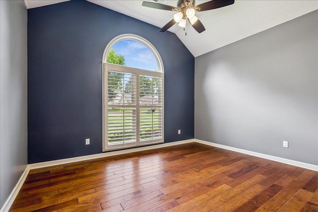 643 WOOD VALLEY DR, Collierville, TN 38017