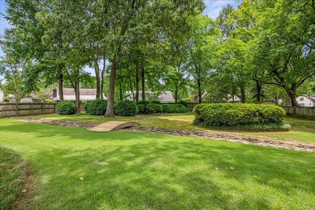 643 WOOD VALLEY DR, Collierville, TN 38017