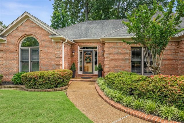 643 WOOD VALLEY DR, Collierville, TN 38017